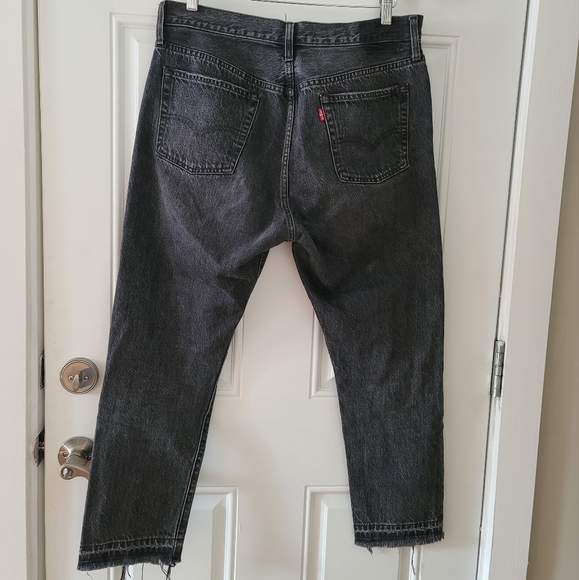 Vintage Levi’s Black Mom Ankle Jeans - Size 10 - Picture 2 of 8
